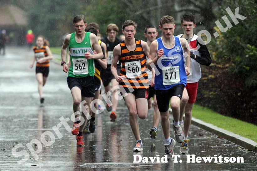 Year 11, 12 and 13 start  Saltwell Road Race.